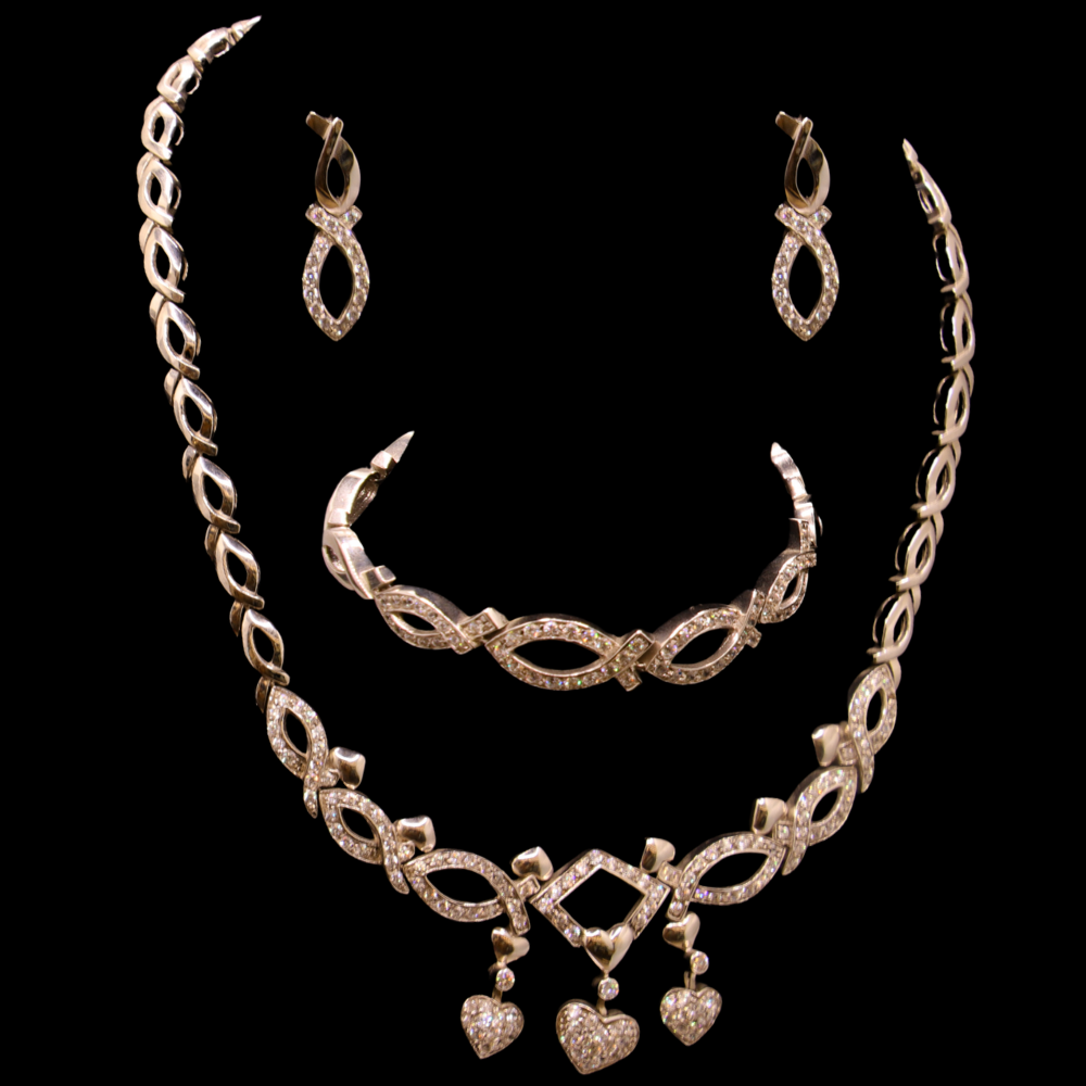 18K Gold Necklace Set